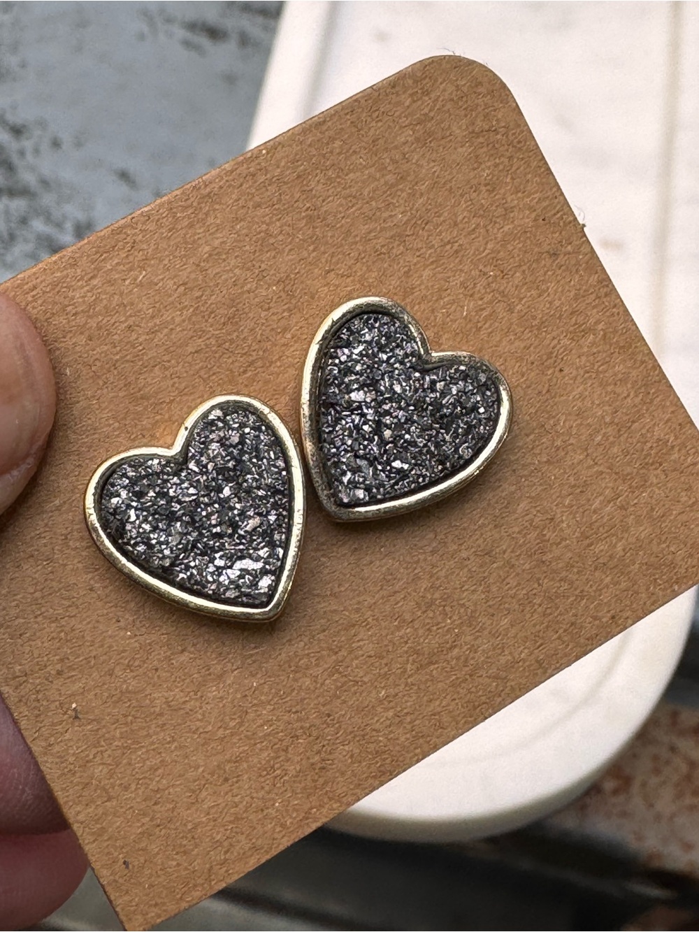 Heart Shaped Druzy Stud Earrings - Sparkling Gray